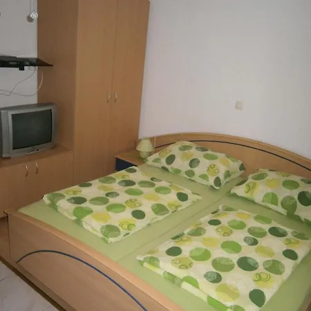 Διαμέρισμα Haus Mit 4 Und Wunderschoenen Panoramablick Zum Meer Und Insel Krk *