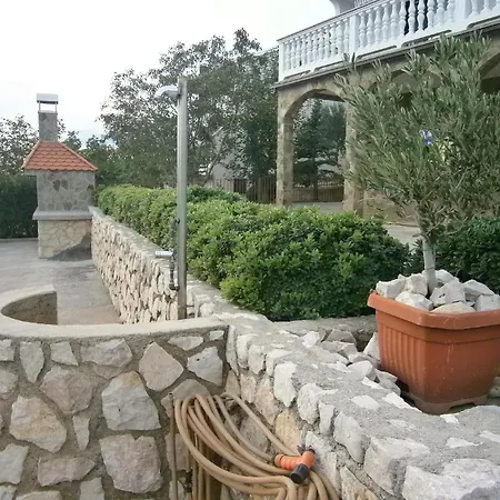 Haus Mit 4 Und Wunderschoenen Panoramablick Zum Meer Und Insel Krk Διαμέρισμα *
